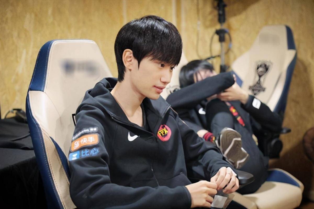 Doinb遭遇三持续失利，篮网教练压力巨大！-九游下载安装官网