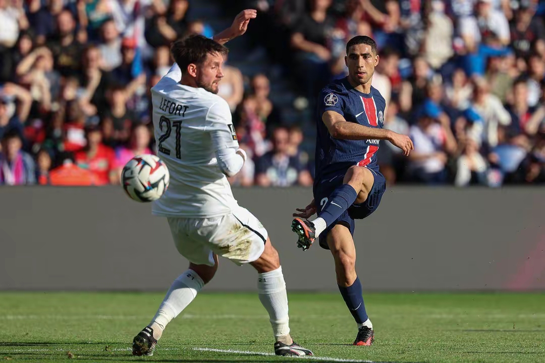 德布劳内在巴黎圣日耳曼比赛中重要助攻，战术调整引发热议！-九游下载安装官网